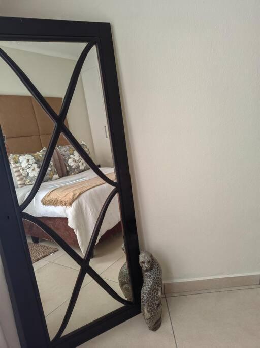 Classy And Cosy Apt - Dainfern Sandton Esterno foto
